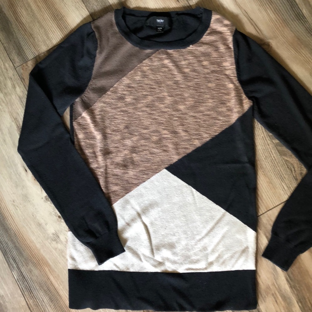 Bundle 3/$15 - Mossimo Color Block Sweater